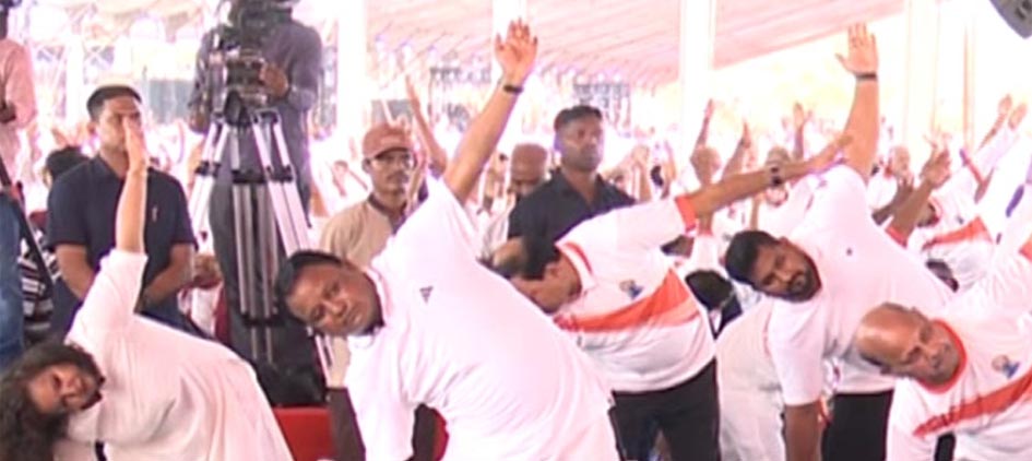 ଯୋଗ ଦିବସରେ ଯୋଗ କଲେ ମୁଖ୍ୟମନ୍ତ୍ରୀ