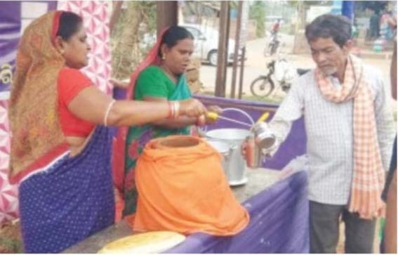 ଅସହ୍ୟ ତାତିରେ ଜଳୁଛି ଧର୍ମଗଡ କେବେ ଆରମ୍ଭ ହେବ ଜଳଛତ୍ର:ବାଟୋଇ ପିଇବା ପାଣି ପାଇଁ ଡହଳ ବିକଳ ଜଳ ଛତ୍ର ଖୋଲିବା ପାଇଁ ଦାବି