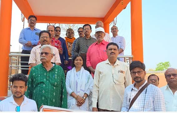 ଆନନ୍ଦ ଉଲ୍ଲାସର ସହିତ ମହାସମାରୋହରେ ପାଳିତ ହେଲା ଉତ୍କଳ ଦିବସ,”ବନ୍ଦେଉତ୍କଳ ଜନନୀ ” ମାତୃବନ୍ଦନାର ସମବେତ ସ୍ୱରରେ ବରପୁତ୍ରମାନଙ୍କୁ ଶ୍ରଦ୍ଧାଞ୍ଜଳି ଜଣାଇଲେବାଣପୁରବାସୀ