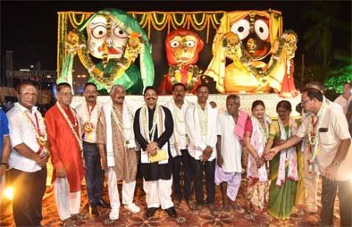ମହାସମାରୋହରେ ବ୍ରହ୍ମେଶ୍ବର ଚନ୍ଦନ ଉତ୍ସବ ପାଳିତ।