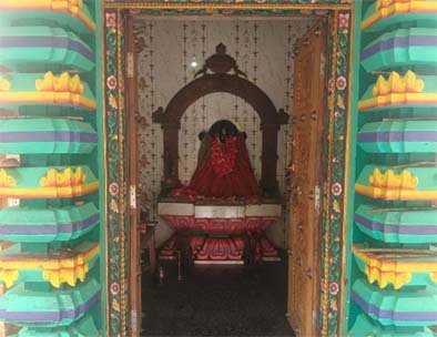 ମନ୍ଦିର ଚୋରି କେବେ ଶେଷ ହେବ :-କେବେ ନିଦ ଭାଙ୍ଗିବ ଖାକୀ କର୍ମଚାରୀ ଙ୍କର