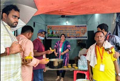 ଗାନ୍ଧିଜୀ ସାମାଜିକ ଅନୁଷ୍ଠାନ ଟ୍ରଷ୍ଟ ତରଫରୁ ପବିତ୍ର ରଥଯାତ୍ରାରେ ସେବା