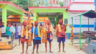 ଗଙ୍ଗୋତ୍ରୀରୁ ବାଲୁଗାଁ: ଦିର୍ଘ ୨ମାସ ୯ ଦିନର ପଦଯାତ୍ରା ପରେ ବାବା ଉମା ମହେଶ୍ୱର ଦେବଙ୍କ ପୀଠରେ ପହଞ୍ଚିଲେ ୪ କାଉଡ଼ିଆ I