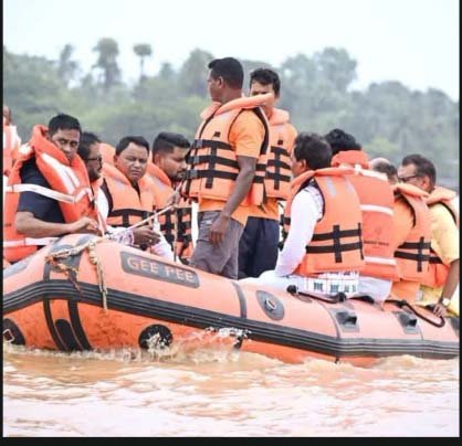 ଭଦ୍ରକ-ଯାଜପୁର ଜିଲ୍ଲା ବନ୍ୟା ଅଞ୍ଚଳ ପରିଦର୍ଶନ କଲେ ମୁଖ୍ୟମନ୍ତ୍ରୀ