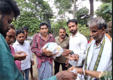 ବନ୍ୟା ବିପନ୍ନଙ୍କୁ ଶୁଖିଲା ଖାଦ୍ୟ ବଣ୍ଟନ