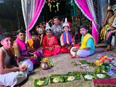 ଅତୀତର ସ୍ମୃତି ପଟଳରେ ଆଜି ବି ବଞ୍ଚିଛି କଣ୍ଢେଇ ବିବାହରଙ୍ଗଣୀସାହିରେ ନିଆରା କଣ୍ଢେଇ ବିବାହ ପାଳିଲେ କୁମାରୀ