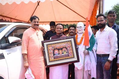 ସିଲଭର ଗାନ୍ଧୀ ସମ୍ବର୍ଦ୍ଧିତ